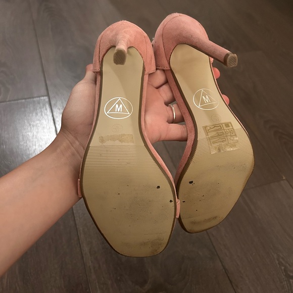 Blush pink heels size 37. Purchased from missguided. - Picture 3 of 5